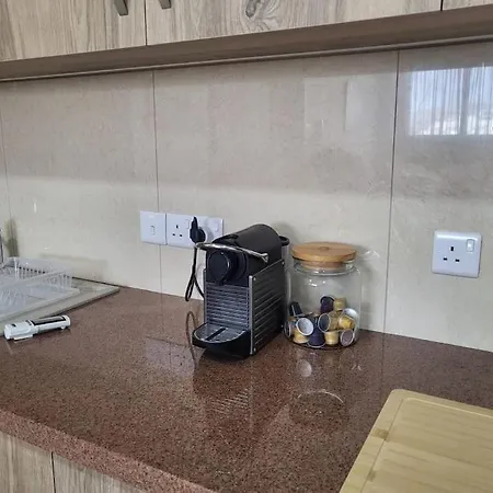 Mountain And Sea Views ليماسول